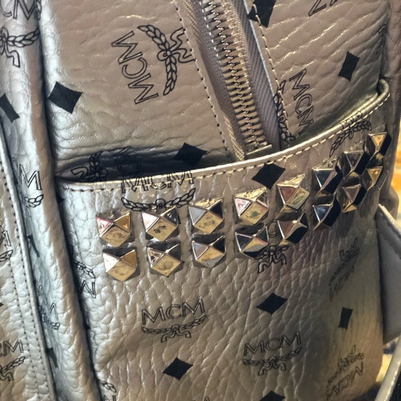 MCM standard size backpack NEW - Picture 2 of 3